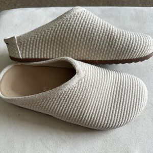 Rothy’s casual clog